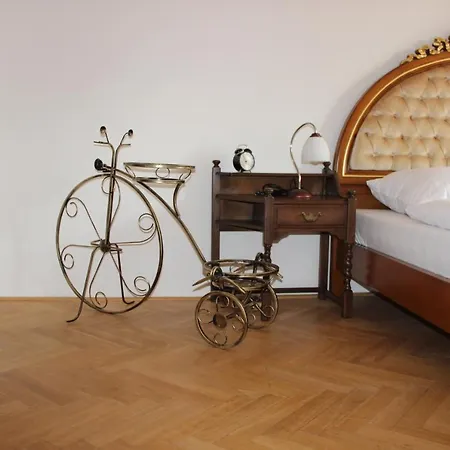 Vila Kourimka Vila Arch.fanty * Подебрады