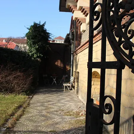 Konukevi Vila Kourimka Vila Arch.fanty Poděbrady